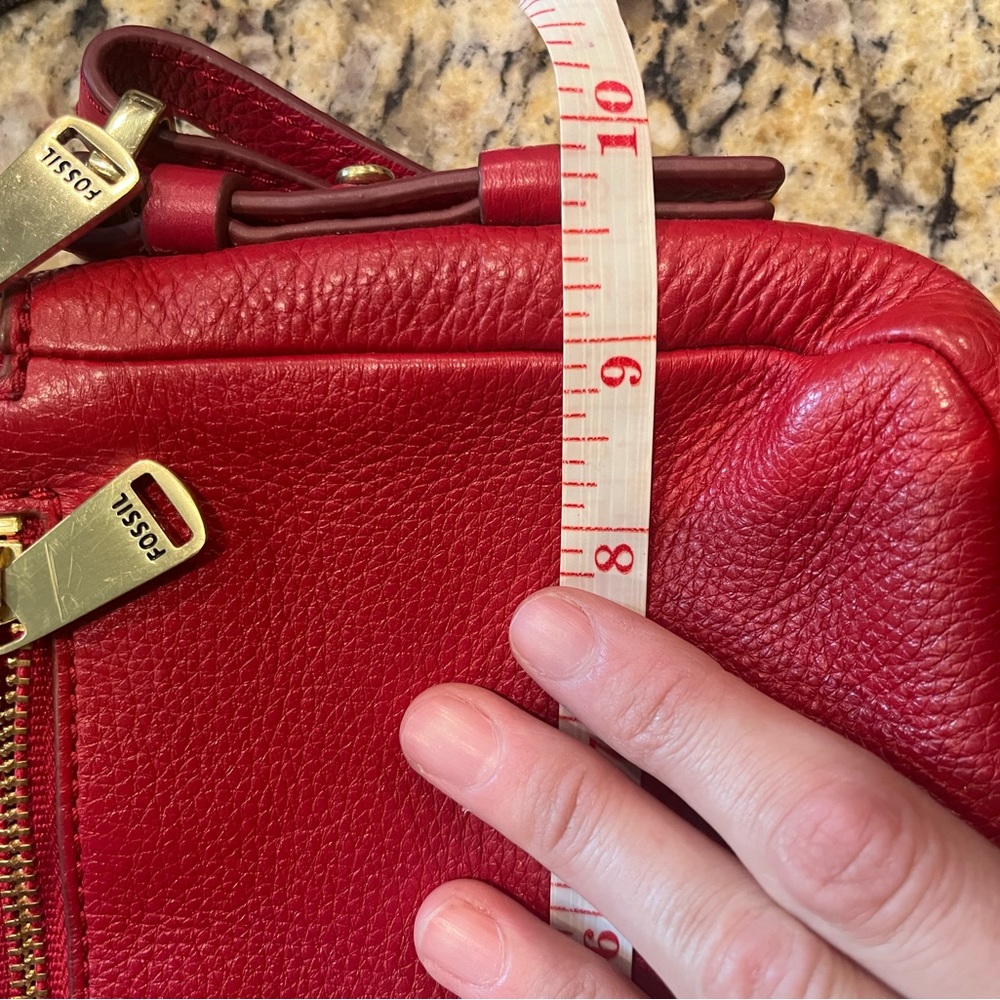 Genuine leather crossbody bag. Red fossil crossbody purse - Picture 14 of 15
